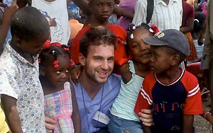 Ennio Emmanuel regresó a Haití  con brigada médica