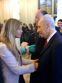 Cynthia Hotton, diputada cristiana, se reunió con el Presidente de Israel
